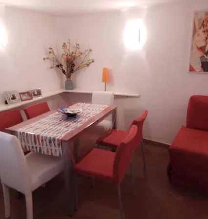 In A - Marinella Apartamento