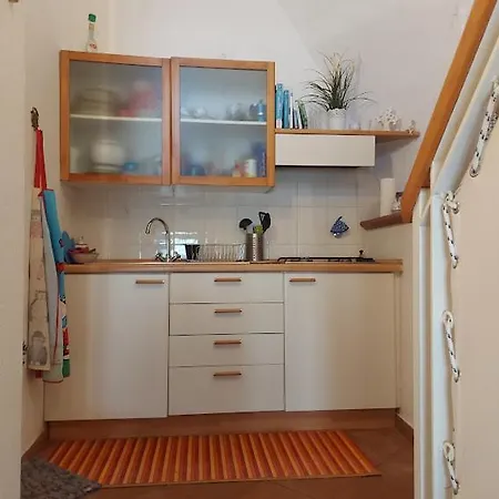 In A - Marinella Apartamento *