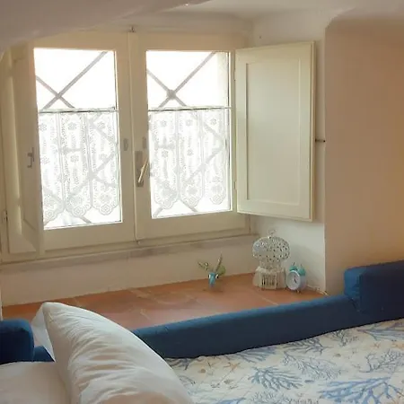 In A - Marinella Apartamento *