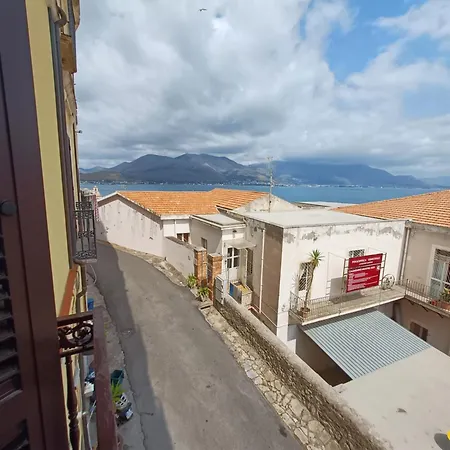 In A - Marinella Apartamento